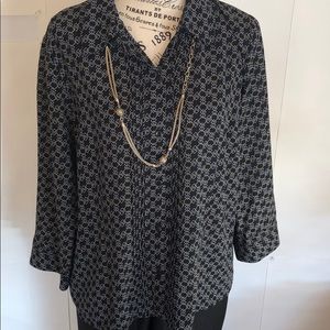 Covington petite top XLP 🌼🌚🌼 NICE